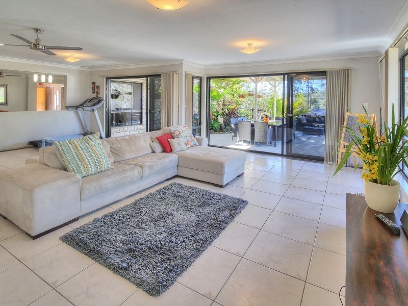 213 Spinebill Drive, Greenbank QLD 4124