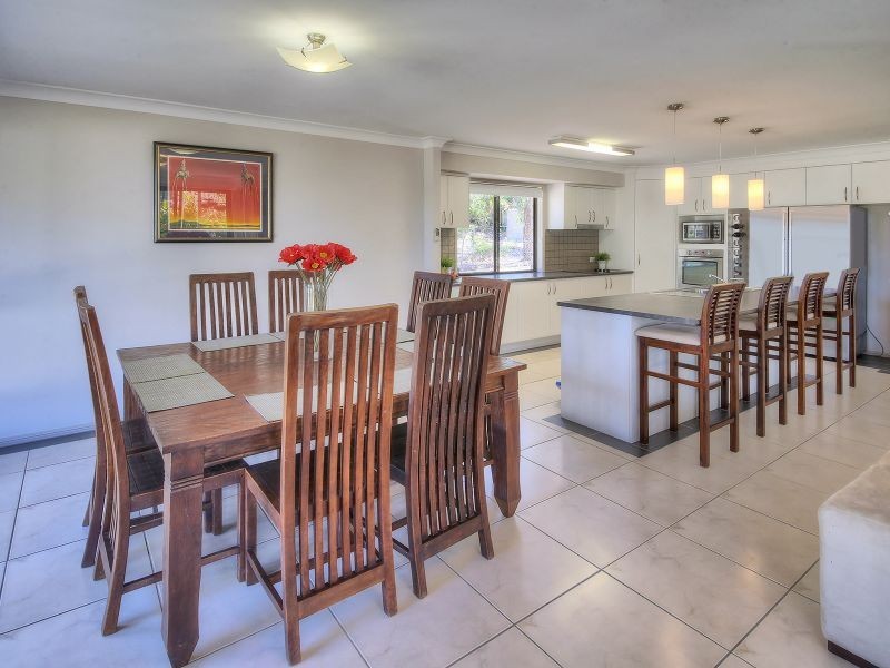 213 Spinebill Drive, Greenbank QLD 4124