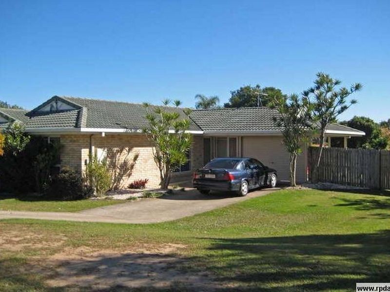 4 Mooloolah Court, Hillcrest QLD 4118
