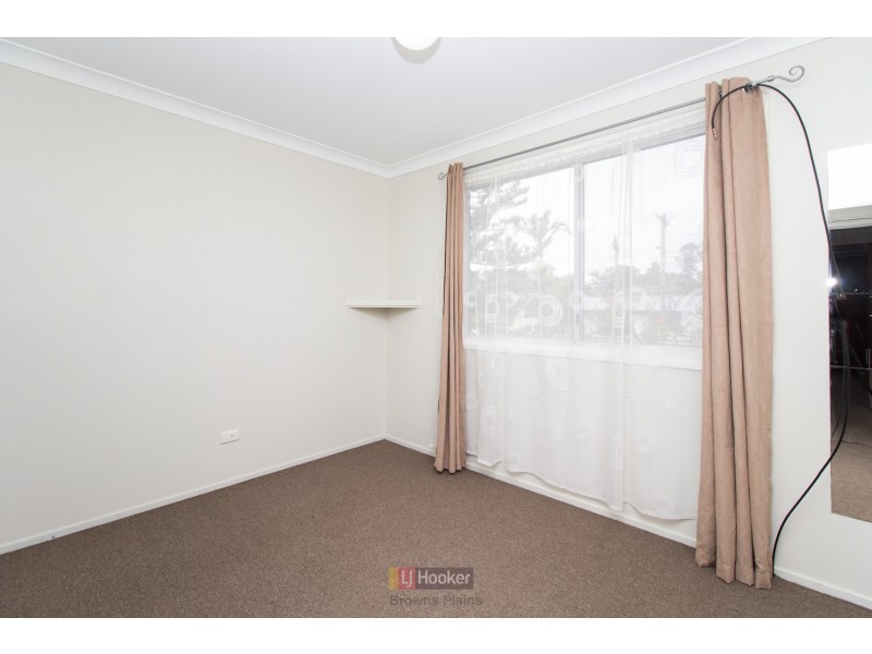 4 Abbeyfeale Street, Crestmead QLD 4132
