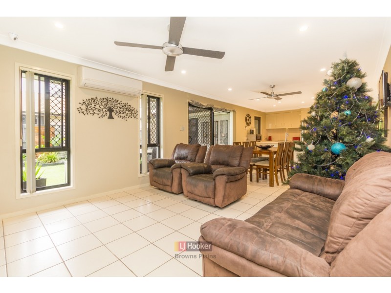 11 Webcke Avenue, Crestmead QLD 4132