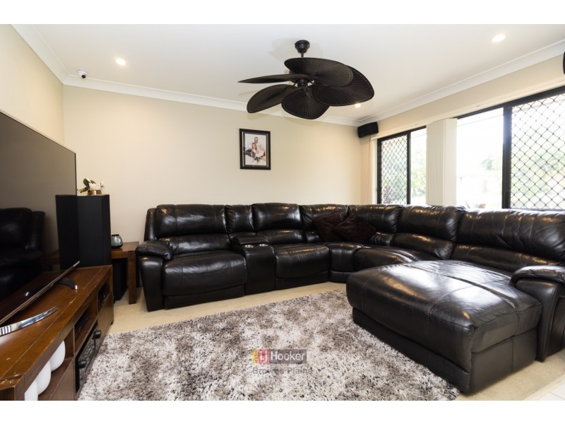 11 Webcke Avenue, Crestmead QLD 4132