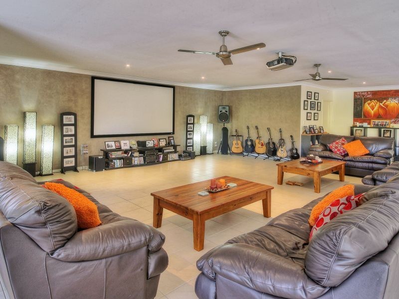 26 Victor Street, Boronia Heights QLD 4124