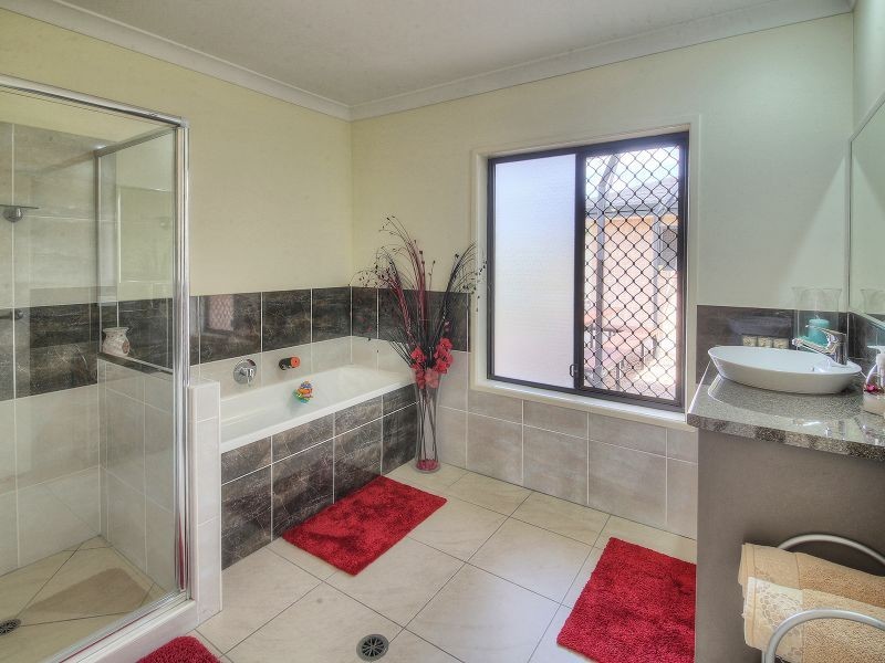 26 Victor Street, Boronia Heights QLD 4124