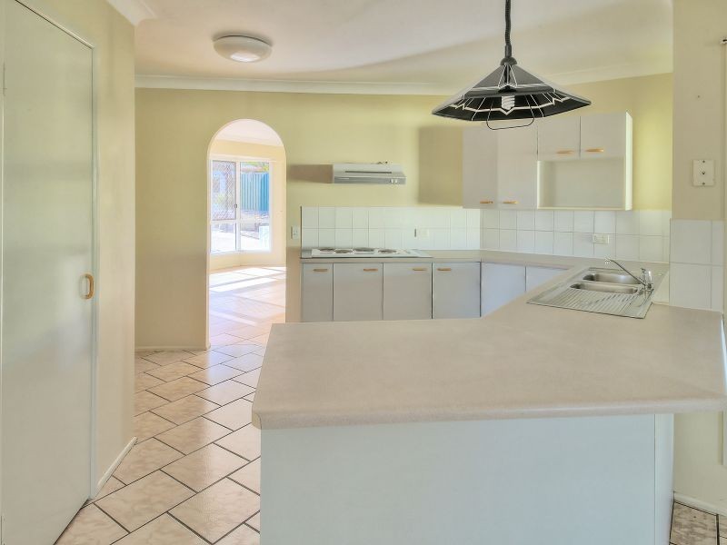 16 Tovey Road, Boronia Heights QLD 4124