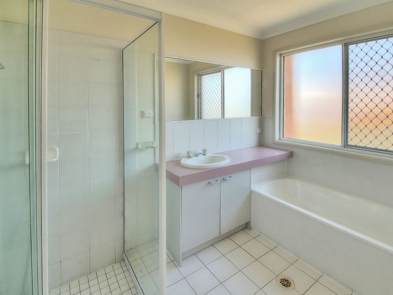 16 Tovey Road, Boronia Heights QLD 4124