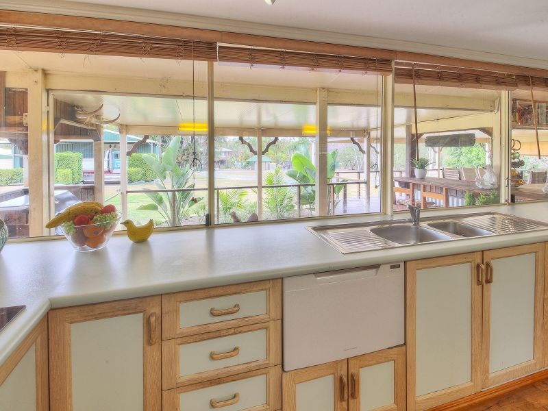 34 Dalkeith Court, Park Ridge South QLD 4125