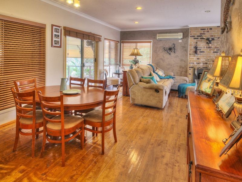 34 Dalkeith Court, Park Ridge South QLD 4125