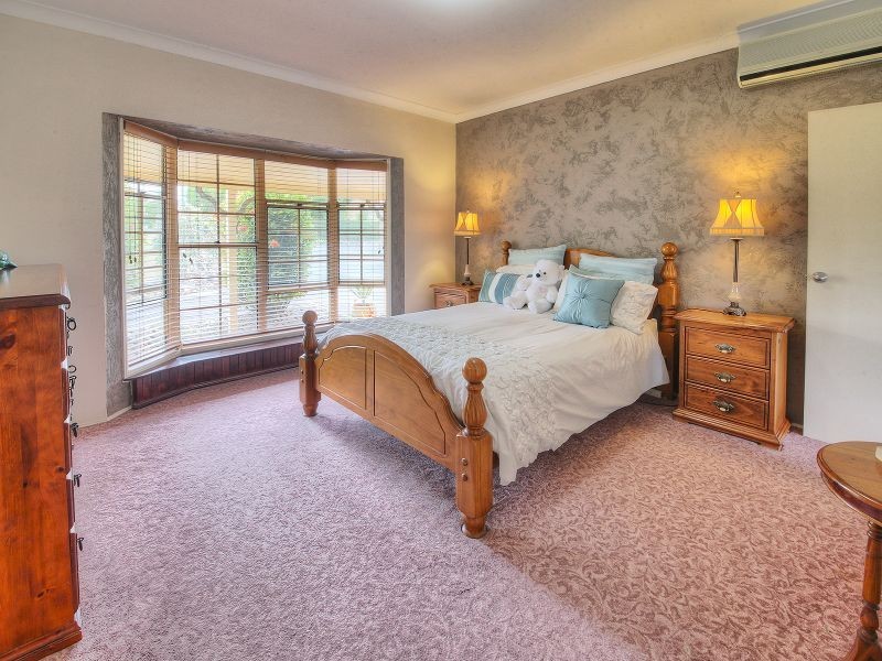 34 Dalkeith Court, Park Ridge South QLD 4125