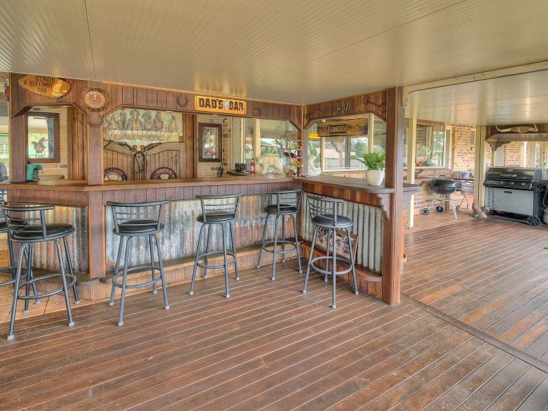 34 Dalkeith Court, Park Ridge South QLD 4125