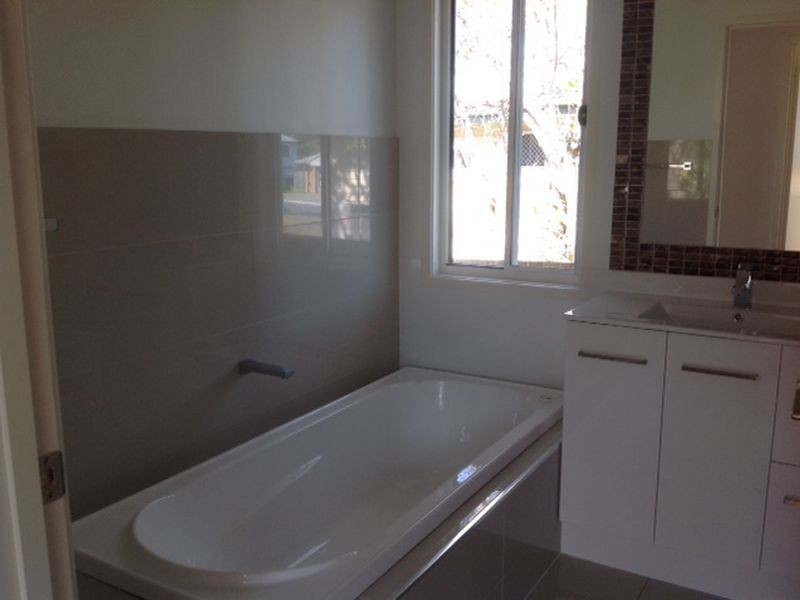 71 Augustus Street, Kingston QLD 4114