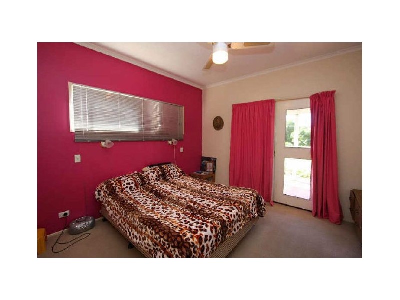 13 Renfrew Street, Hillcrest QLD 4118