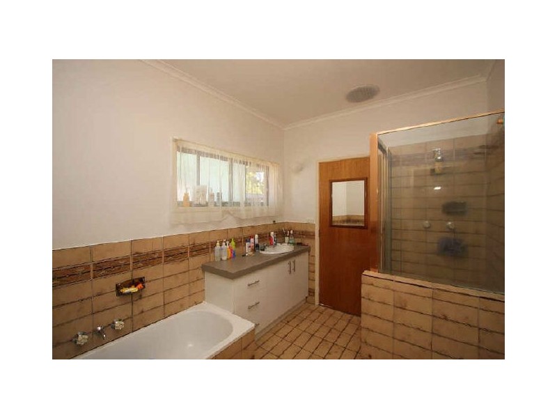 13 Renfrew Street, Hillcrest QLD 4118