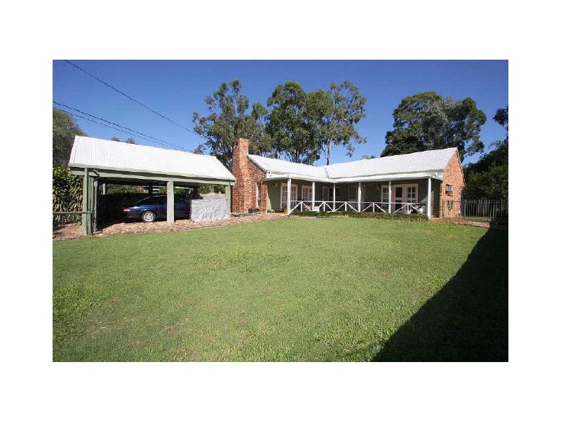 13 Renfrew Street, Hillcrest QLD 4118