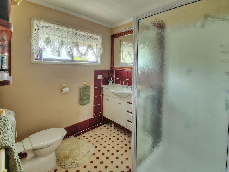 63 Estramina Road, Regents Park QLD 4118