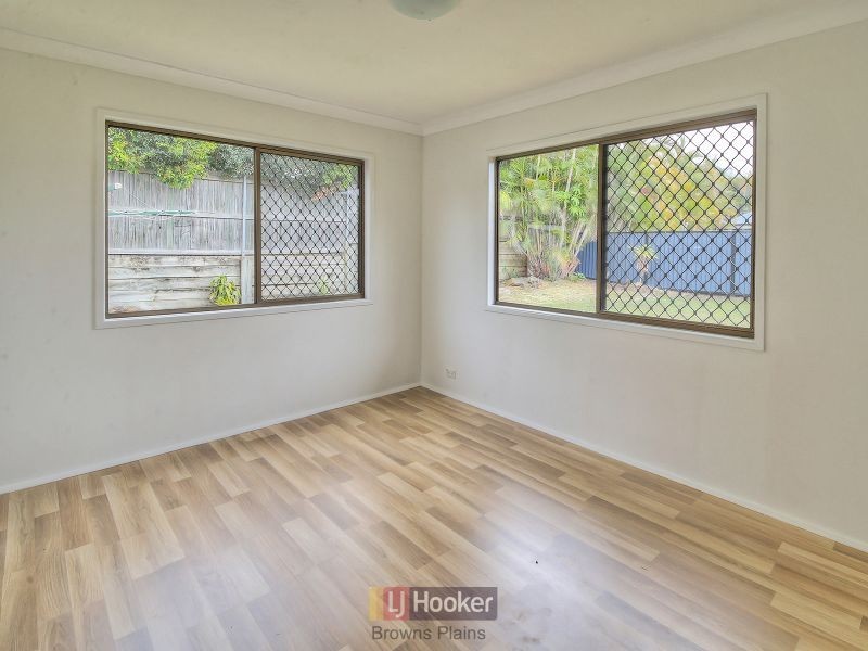 46 Conifer Street, Hillcrest QLD 4118