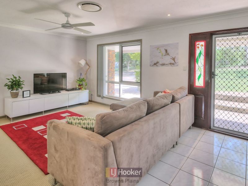 137 Granger Road, Park Ridge South QLD 4125