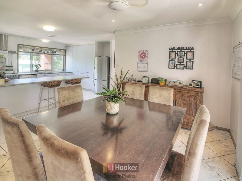 137 Granger Road, Park Ridge South QLD 4125