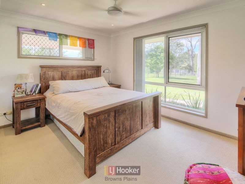 137 Granger Road, Park Ridge South QLD 4125