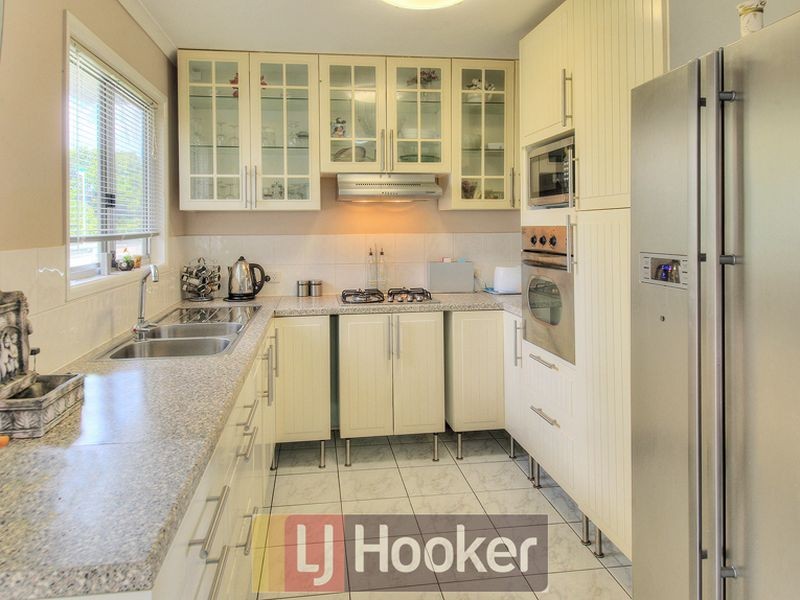 34 Waratah Drive, Crestmead QLD 4132