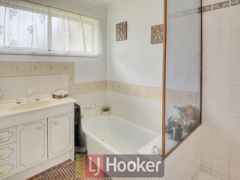 34 Waratah Drive, Crestmead QLD 4132