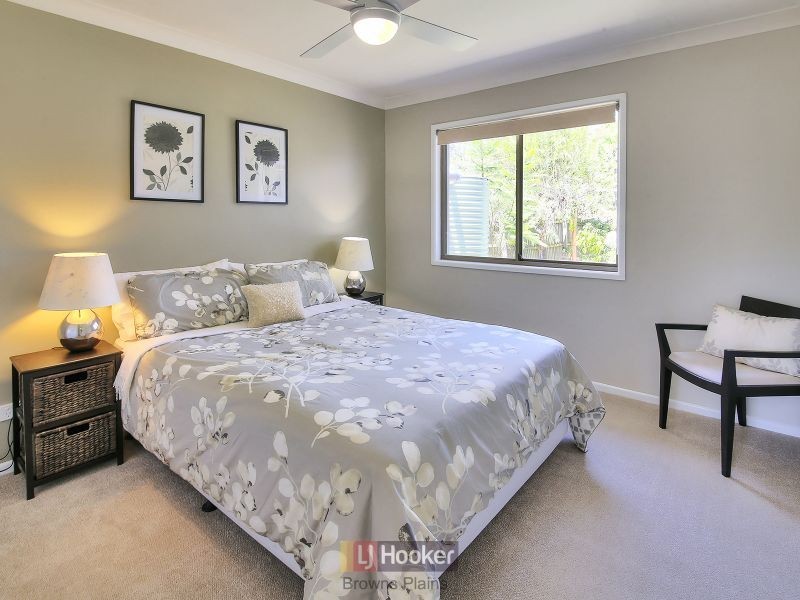 5 Topham Court, Hillcrest QLD 4118