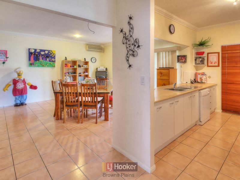 8 Norwood Row, Springfield QLD 4300