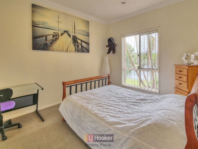 8 Norwood Row, Springfield QLD 4300