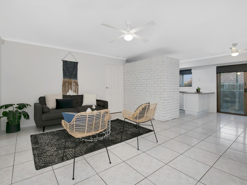 8 Erin Drive, Browns Plains QLD 4118