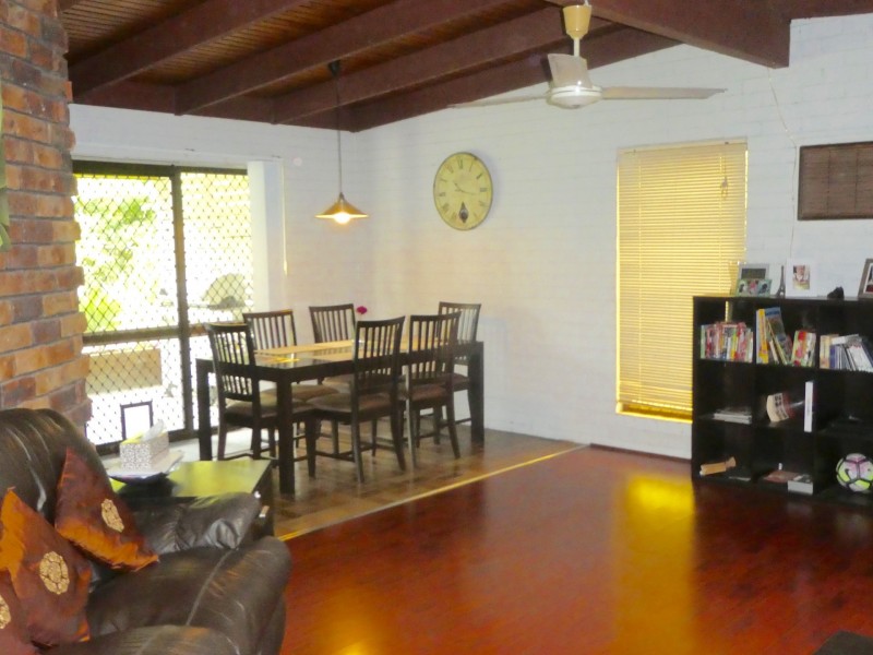 537 Browns Plains Road, Crestmead QLD 4132