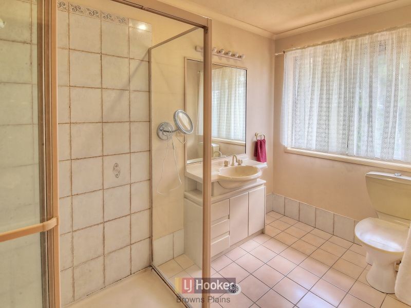 9 Nonda Place, Parkinson QLD 4115