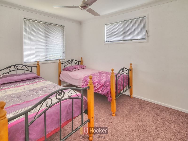 18 Dunblane Drive, Boronia Heights QLD 4124