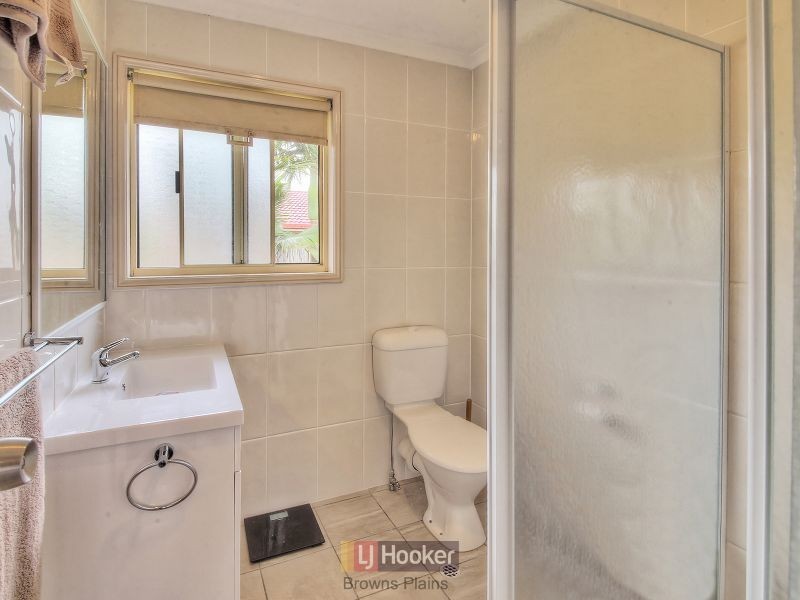 31/3 Costata Street, Hillcrest QLD 4118