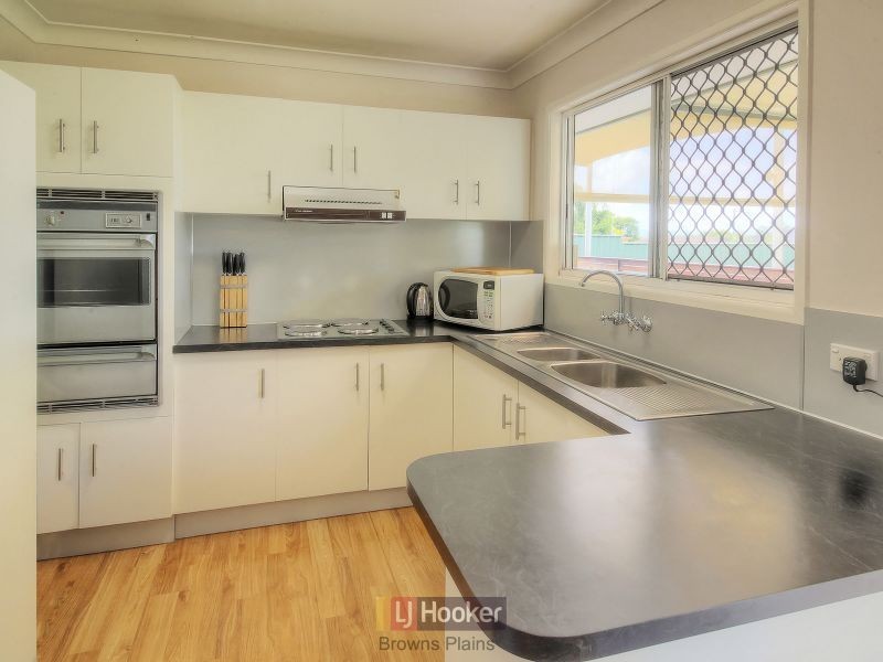 6 Cavillon Street, Crestmead QLD 4132