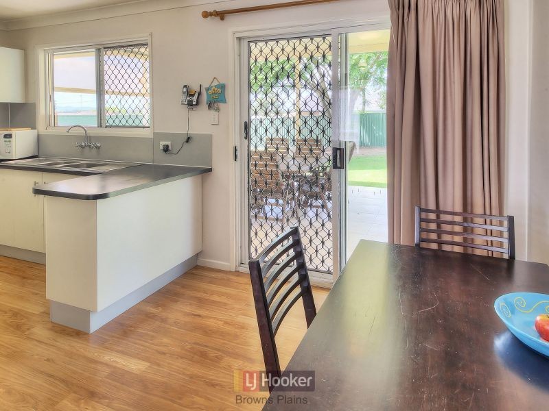6 Cavillon Street, Crestmead QLD 4132