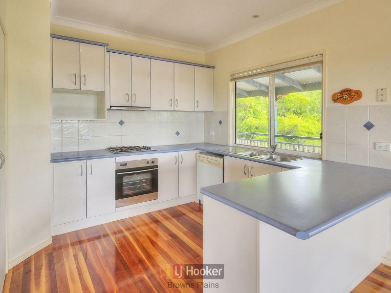3 Vella Place, Edens Landing QLD 4207