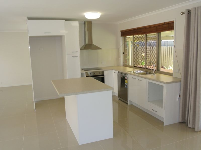 12 Jackson Court, Regents Park QLD 4118