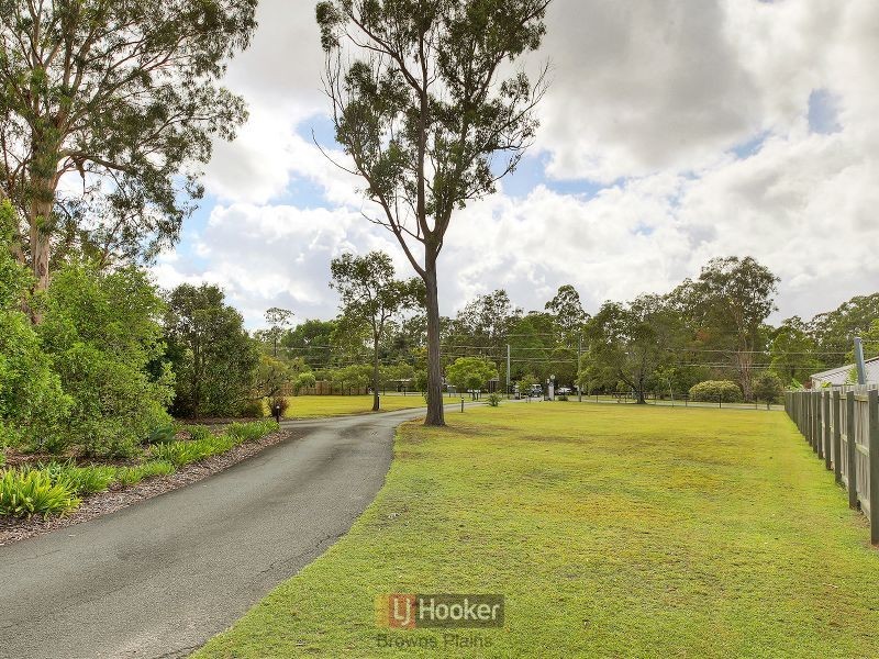 123 Peverell Street, Hillcrest QLD 4118
