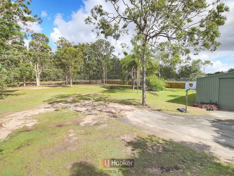123 Peverell Street, Hillcrest QLD 4118