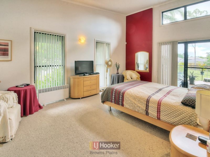 123 Peverell Street, Hillcrest QLD 4118