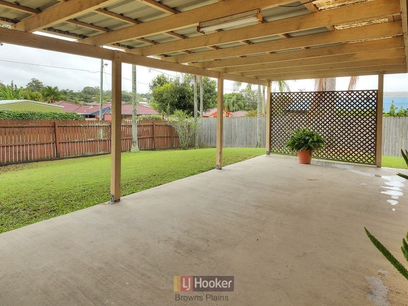 8 Network Drive, Boronia Heights QLD 4124