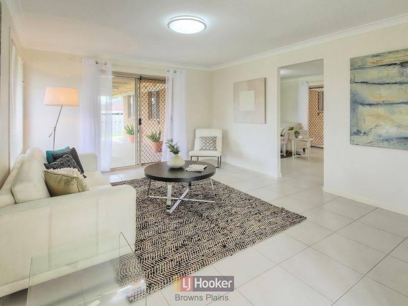 8 Network Drive, Boronia Heights QLD 4124