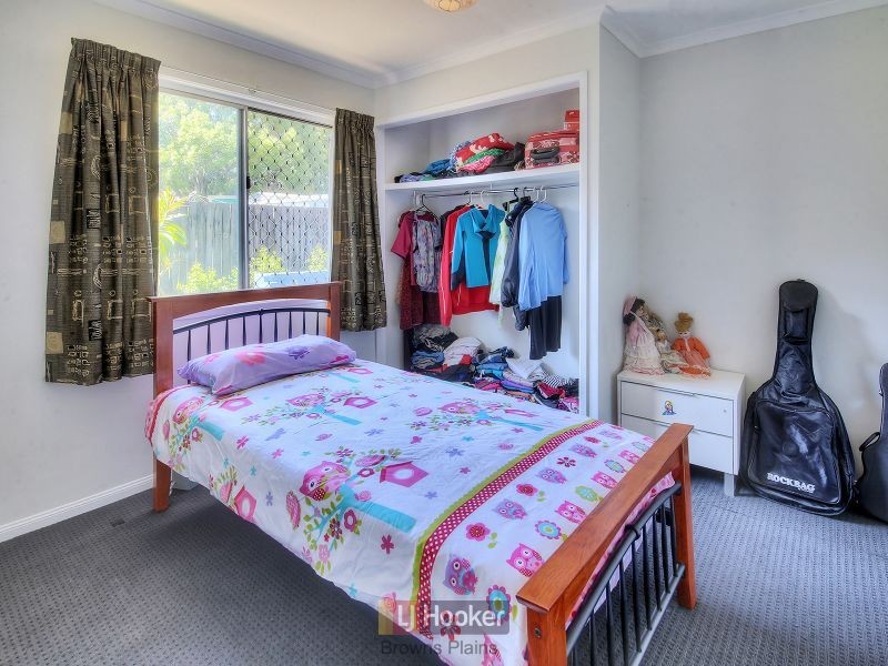 8 Peppermint Street, Crestmead QLD 4132