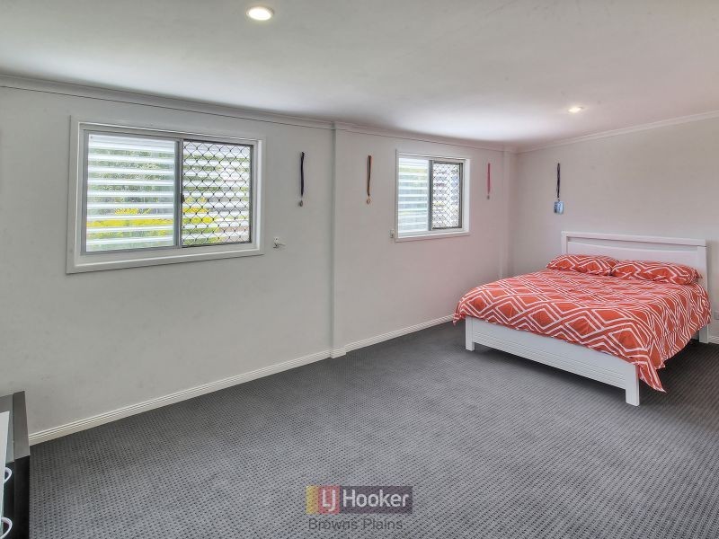 8 Peppermint Street, Crestmead QLD 4132
