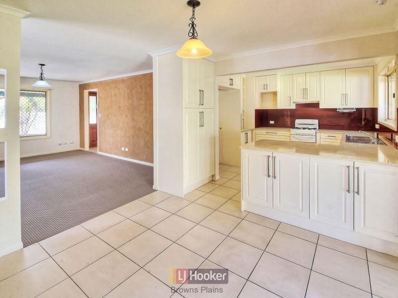 11 Bonhill Court, Hillcrest QLD 4118