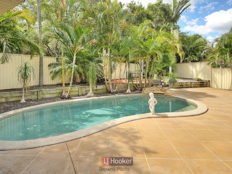 11 Bonhill Court, Hillcrest QLD 4118