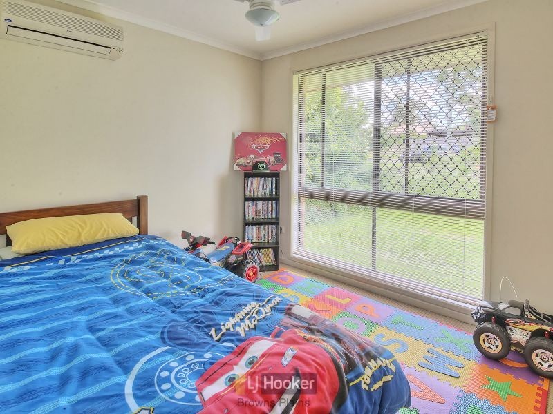 20 Bywater Street, Hillcrest QLD 4118