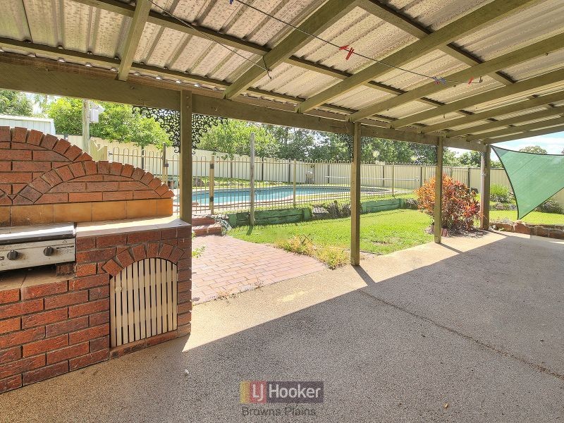 36 Conifer Street, Hillcrest QLD 4118