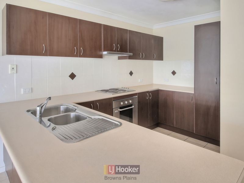 1 Elcock Avenue, Crestmead QLD 4132