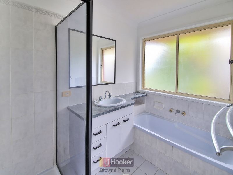 15 Brandon Street, Marsden QLD 4132